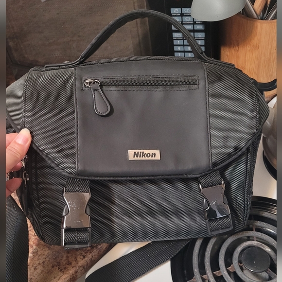 Nikon camera bag - Picture 2 of 5